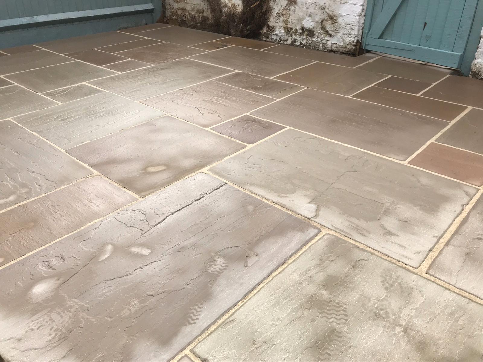 patio-london-barnes-during